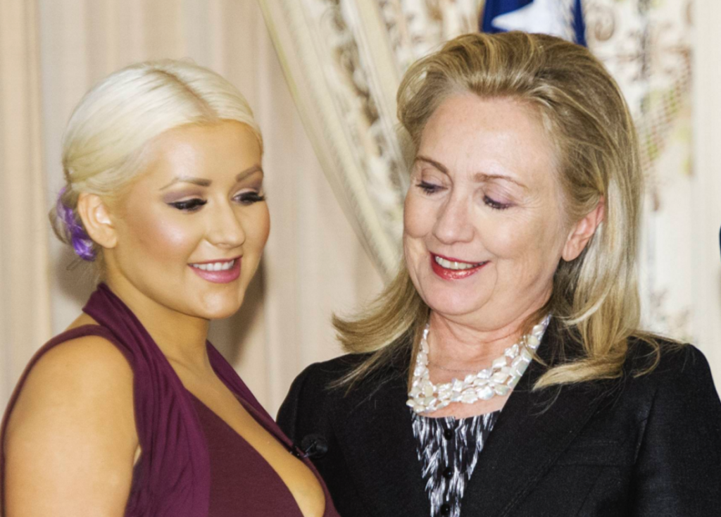 hillary-leering-at-chritina-aguilera-chest